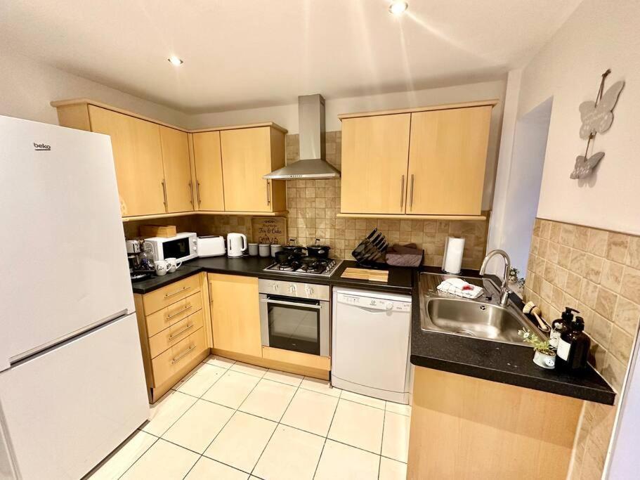 Cottage,Cinema Room,Log Burner Blaenavon Екстер'єр фото